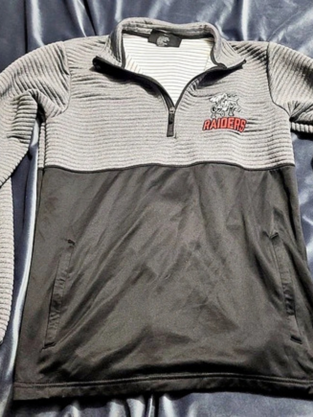 Holloway Raider Pullover Raiders Quarter-Zip Gray & Black Small